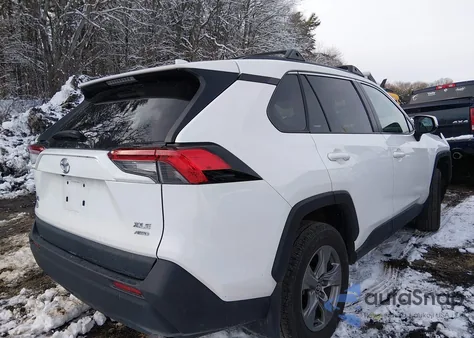 2023 Toyota Rav4 Xle z USA, uszkodzony, nr VIN 2T3P1RFV5PC350251